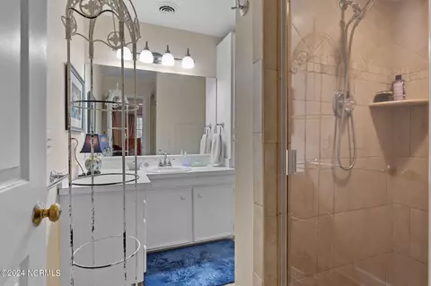 Bath - 70 Vernon Ln, Pinehurst, NC 28374 photo 1 of 5