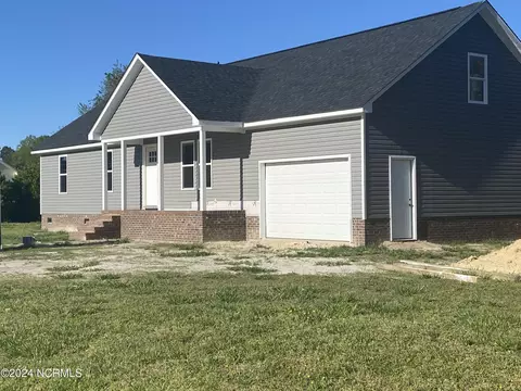 201 Stevenson Dr, Hertford, NC 27944