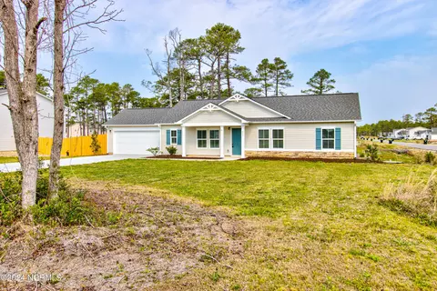 241 Fifty Lakes Dr, Southport, NC 28461