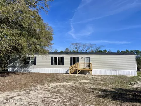 3377 Sandy Hills Dr NE, Leland, NC 28451