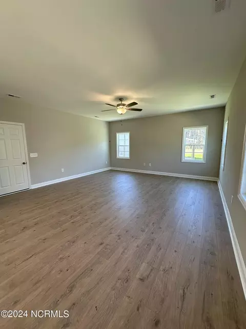 903 Marshview Ct, Hubert, NC 28539 photo 7