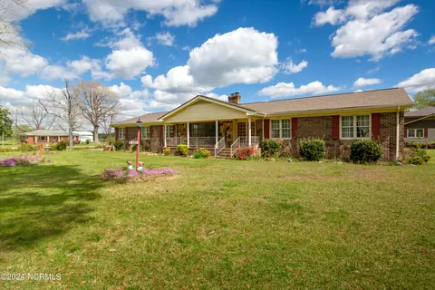 655 Stevenson Rd, New Bern, NC 28562