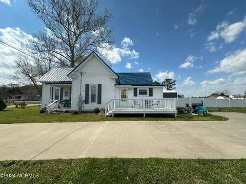 2115 New Hope Rd, Hertford, NC 27944