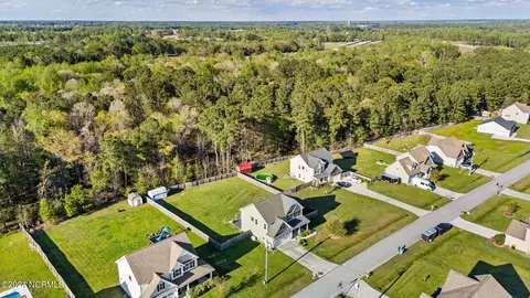 110 Cottle Ct, Richlands, NC 28574