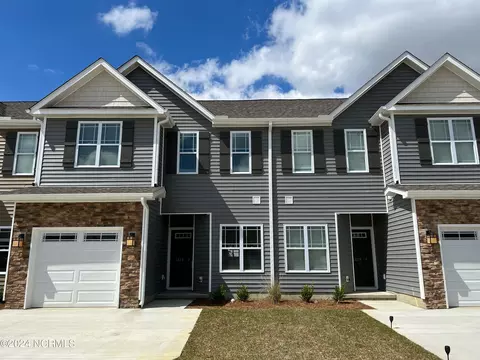 1820 Fox Den Way #5, Greenville, NC 27858