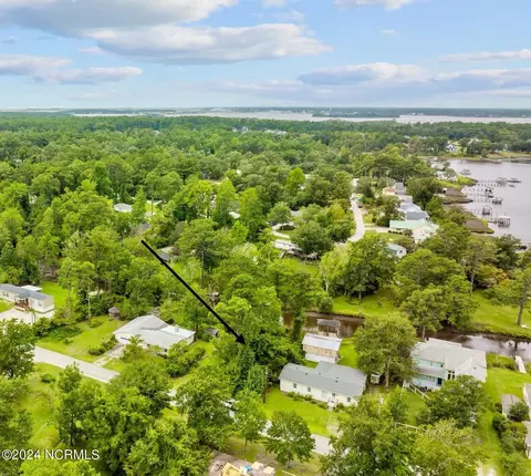 147 Water Front Dr, Cedar Point, NC 28584 photo 7