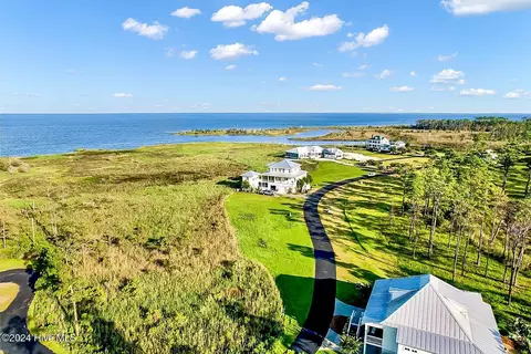 428 Ballast Pt, Oriental, NC 28571