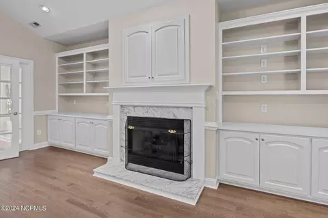 Living - 108 Charles Ct, Chocowinity, NC 27817 photo 1 of 3