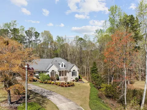 Exterior - 108 Charles Ct, Chocowinity, NC 27817 photo 15 of 16