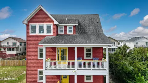 Exterior - 1218 S Memorial Blvd, Kill Devil Hills, NC 27948 photo 6 of 10