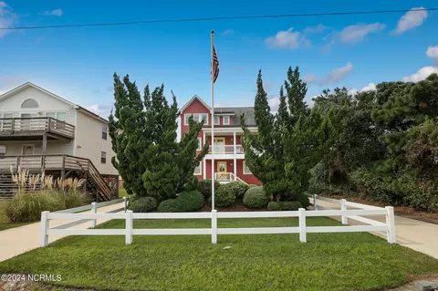 Exterior - 1218 S Memorial Blvd, Kill Devil Hills, NC 27948 photo 2 of 10