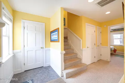 Entry Way - 1218 S Memorial Blvd, Kill Devil Hills, NC 27948 photo 2 of 2