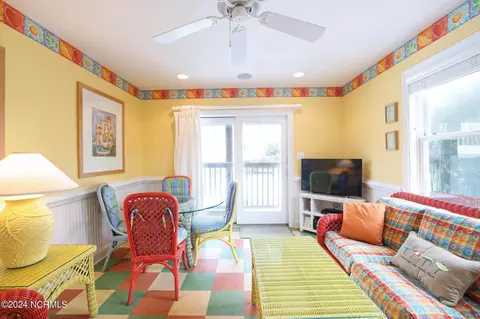 Bedroom - 1218 S Memorial Blvd, Kill Devil Hills, NC 27948 photo 14 of 15