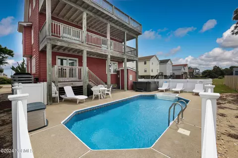 1218 S Memorial Blvd, Kill Devil Hills, NC 27948