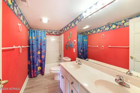 Bath - 1218 S Memorial Blvd, Kill Devil Hills, NC 27948 photo 6 of 6
