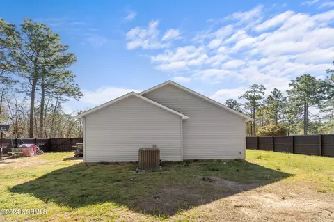 Exterior - 200 Park Ave, Pinebluff, NC 28373 photo 4 of 6