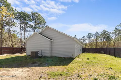 Exterior - 200 Park Ave, Pinebluff, NC 28373 photo 3 of 6