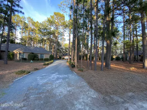 6 York Pl, Pinehurst, NC 28374 photo 4