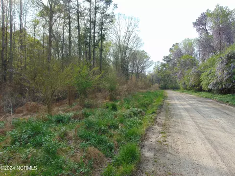 20773 Austin Rd, Aurora, NC 27806