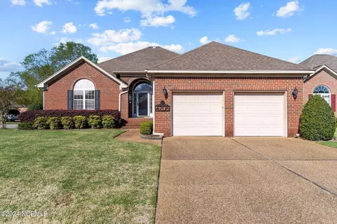4206 Tillson Rd, Wilmington, NC 28412
