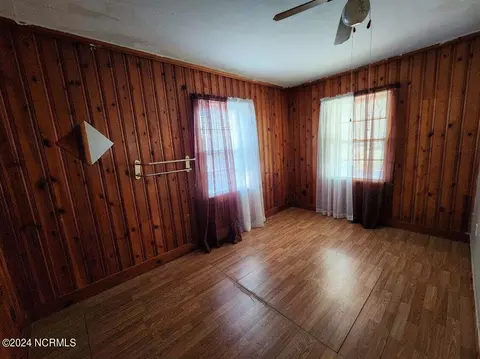 581 Back St, Kinston, NC 28504 photo 7