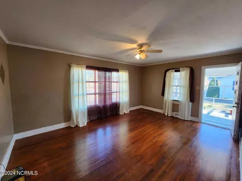 581 Back St, Kinston, NC 28504 photo 12