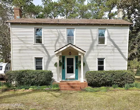 801 3rd Ave, Oriental, NC 28571