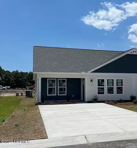 602 Villa Cv, Newport, NC 28570