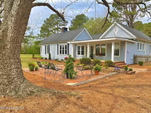 33 Franklin Jones Rd, Hookerton, NC 28538