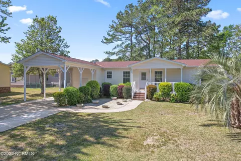 1023 Palm Ct SW, Calabash, NC 28467