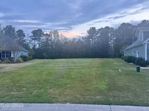 414 Caroline Sanders Way, Holly Ridge, NC 28445