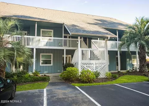 22 Boundaryline Dr NW #I, Calabash, NC 28467