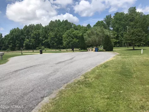 386 Mariners Dr, Roper, NC 27970 photo 3