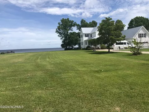 386 Mariners Dr, Roper, NC 27970 photo 5