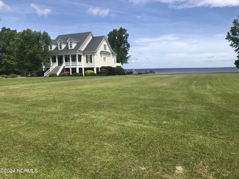 386 Mariners Dr, Roper, NC 27970 photo 4