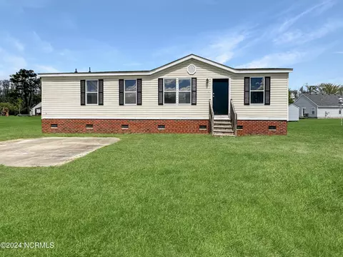 1002 Kayla Ct, Elizabeth City, NC 27909