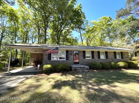 1612 Summerhouse St, Elizabethtown, NC 28337