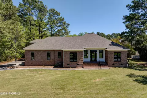 317 Pierpoint Dr, Wilmington, NC 28405