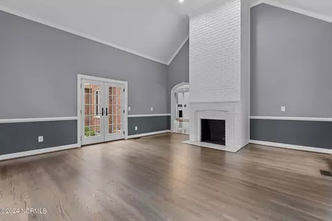 Living - 26 Edinburgh Ln, Pinehurst, NC 28374 photo 4 of 11