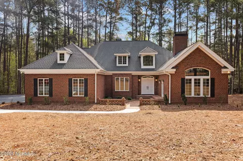 26 Edinburgh Ln, Pinehurst, NC 28374