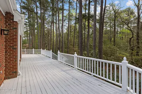 Exterior - 26 Edinburgh Ln, Pinehurst, NC 28374 photo 9 of 17