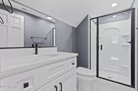 Bath - 26 Edinburgh Ln, Pinehurst, NC 28374 photo 3 of 5
