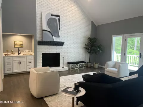 Living - 26 Edinburgh Ln, Pinehurst, NC 28374 photo 6 of 11