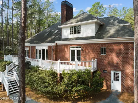 Exterior - 26 Edinburgh Ln, Pinehurst, NC 28374 photo 16 of 17