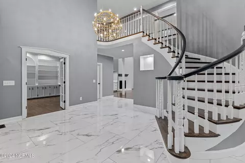 Entry Way - 26 Edinburgh Ln, Pinehurst, NC 28374 photo 3 of 14