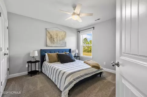 Bedroom - 335 SW Plantation Dr, Jacksonville, NC 28540 photo 4 of 11