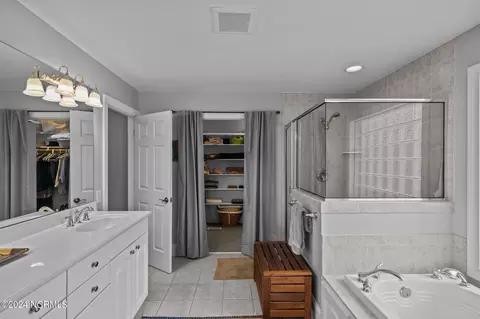 Bath - 101 Newport Ct, Chocowinity, NC 27817 photo 1 of 6