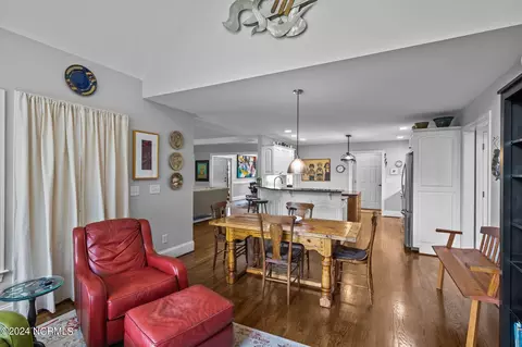 Dining - 101 Newport Ct, Chocowinity, NC 27817 photo 3 of 5