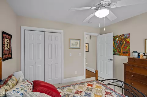 Bedroom - 101 Newport Ct, Chocowinity, NC 27817 photo 7 of 10