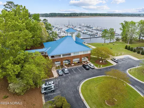 View/Area - 101 Newport Ct, Chocowinity, NC 27817 photo 2 of 26